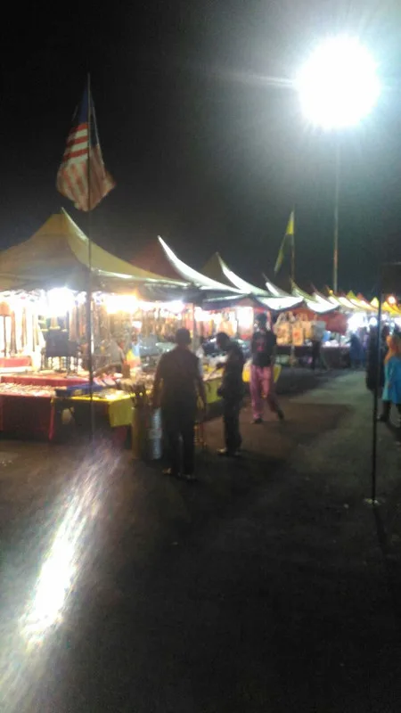 Downtown Meru Raya