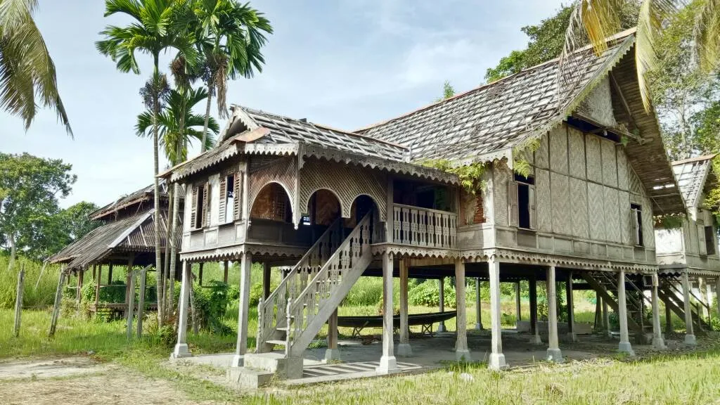 Kubu Dato Maharajalela Semakin Dipenuhi Semak Samun