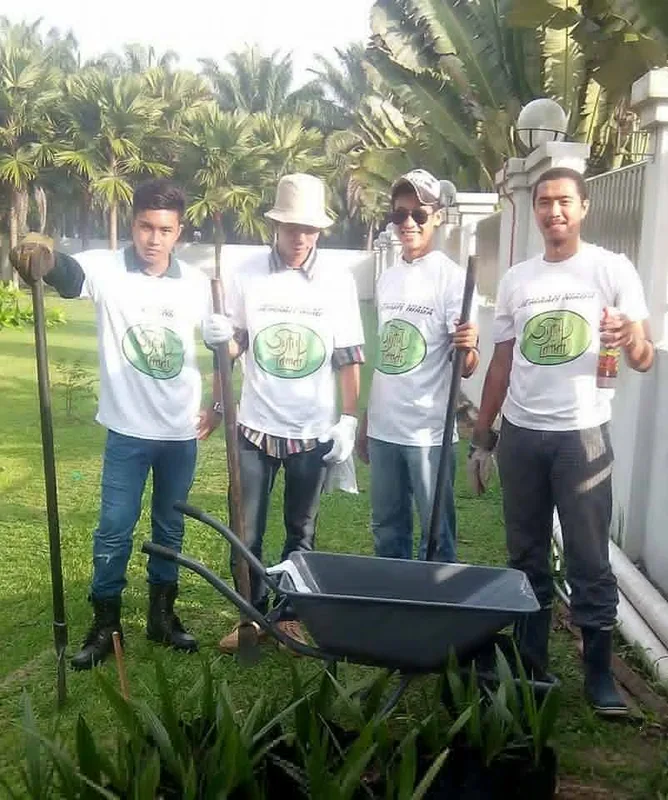 Usahawan Pokok Kurma Di Chemor