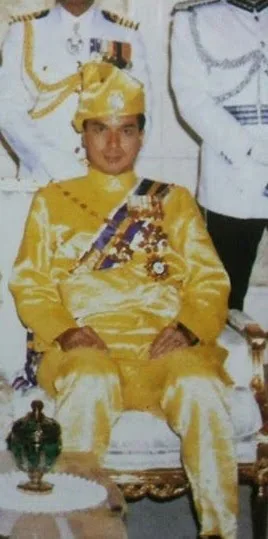 Gambar Zaman Muda Sultan Nazrin