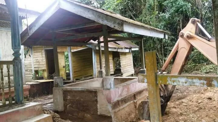 masjid tua Kampung Teluk Memali