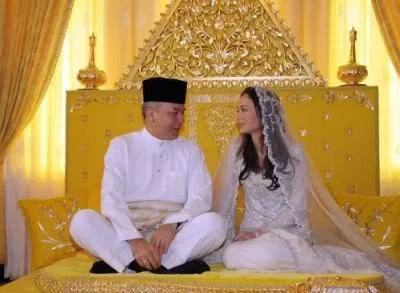 sultan nazrin nikah
