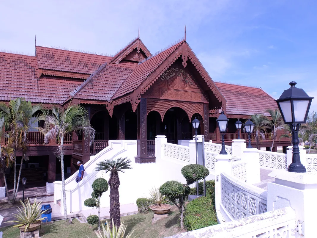 Mendalami Kisah Di Kompleks Sejarah Pasir Salak