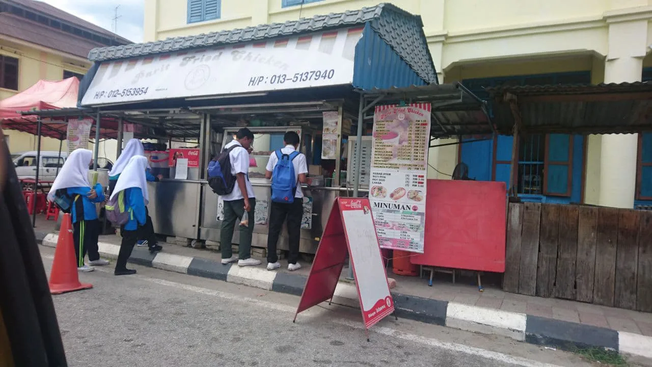 gerai parit fried chicken