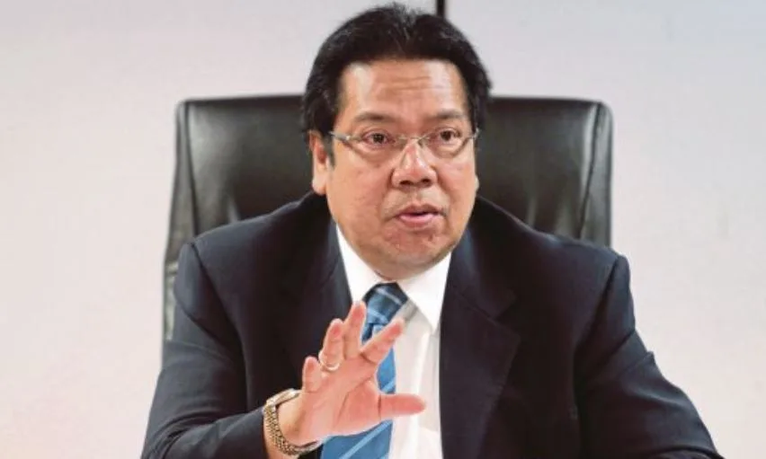 Datuk Seri Raja Ahmad Zainuddin Raja Omar