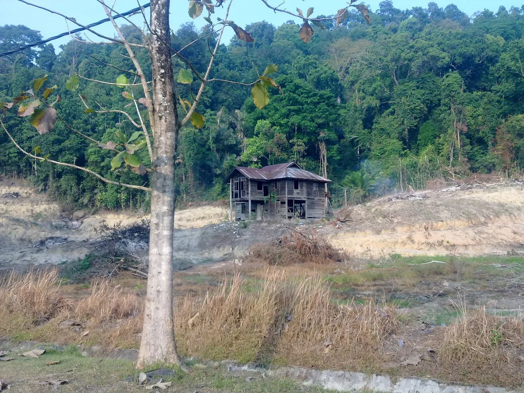 abandoned old house in Lumut