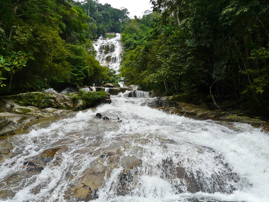 the myth of lata kinjang