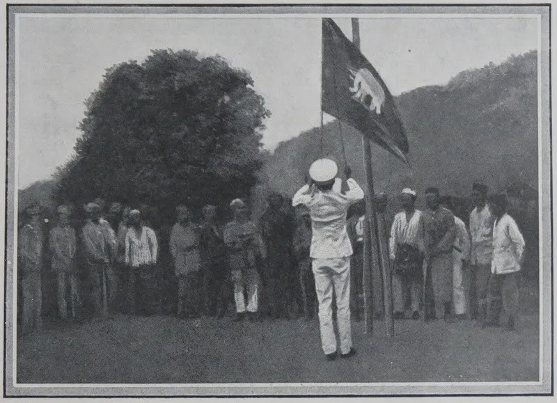 ceremony of lowering the Reman state flag