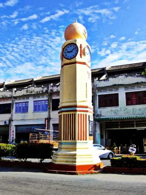 Parit clock tower