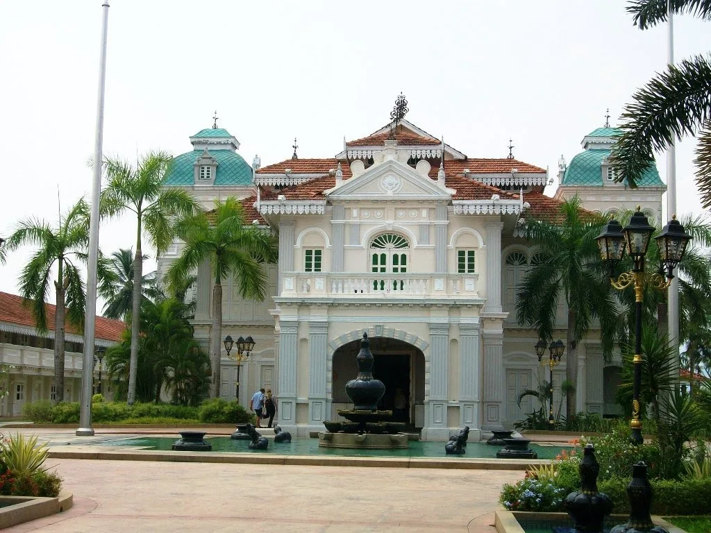 sultan azlan shah gallery