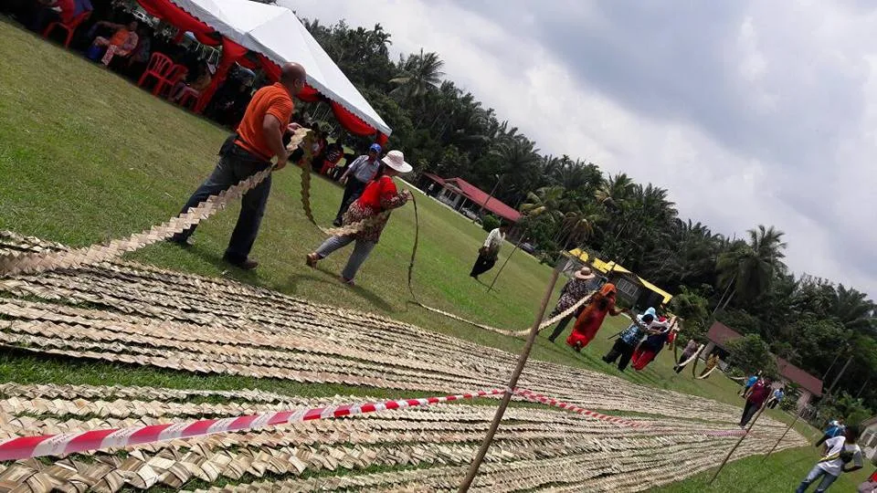 Orang Asli in Perak Create Malaysia's Longest Sash