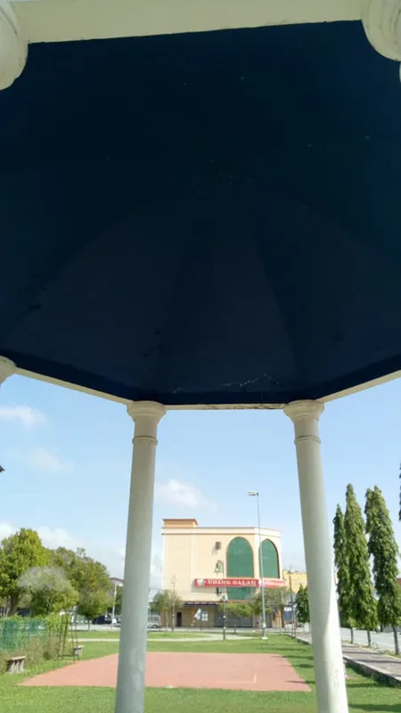 The Increasingly Forgotten Memorial Pavilion in Teluk Intan