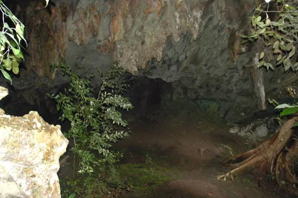 The Myth of the Cursed Newlyweds in Gua Puteri, Lenggong