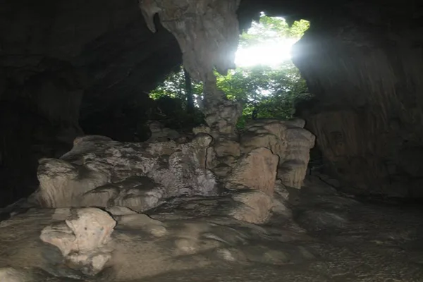 The Myth of the Cursed Newlyweds in Gua Puteri, Lenggong