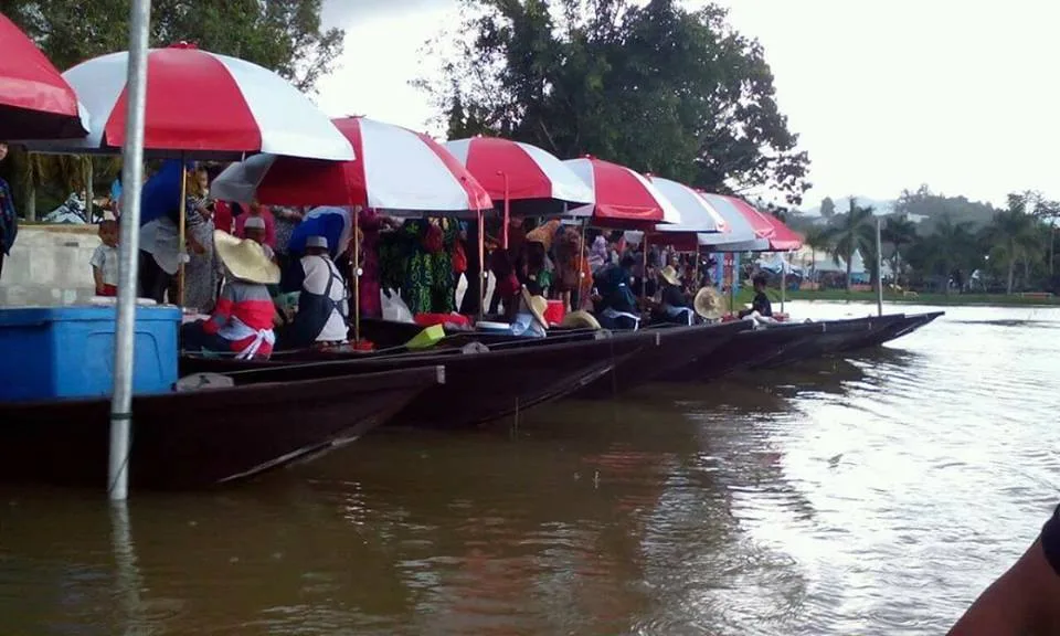 Perak Also Has a Floating Market in Pengkalan Hulu