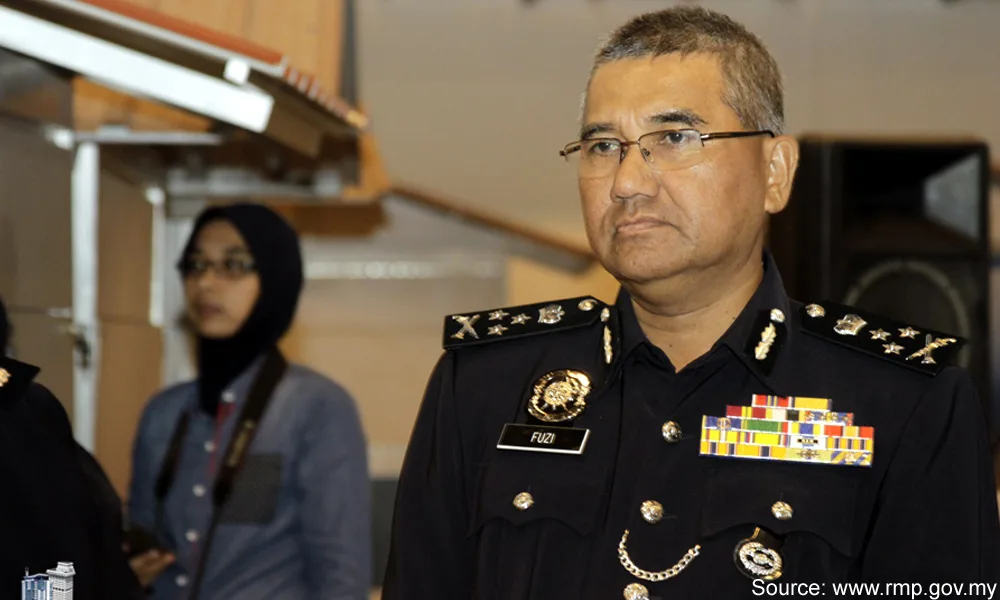 class photo of the inspector-general of police