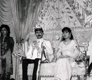 Raja Zarith Sofiah, From Perak Princess to Permaisuri of Johor