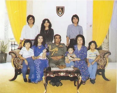 Raja Zarith Sofiah, From Perak Princess to Permaisuri of Johor