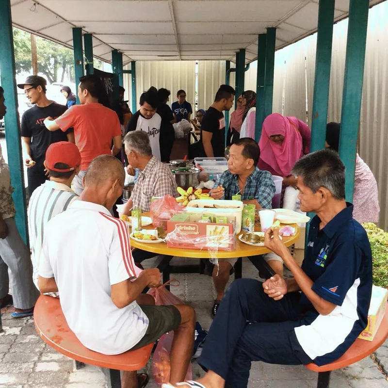 Usaha Mulia Dapur Jalanan Ipoh Yang Patut Dicontohi